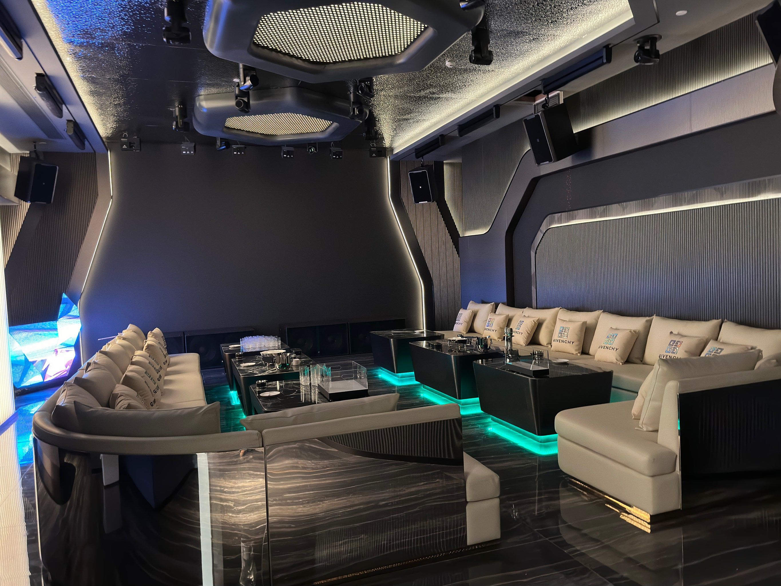 百色商务ktv中低端火爆经营-凌云县ktv预定